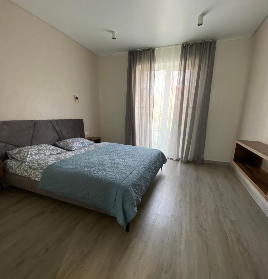 Панорамні Апартаменти Ujhorod Exterior foto