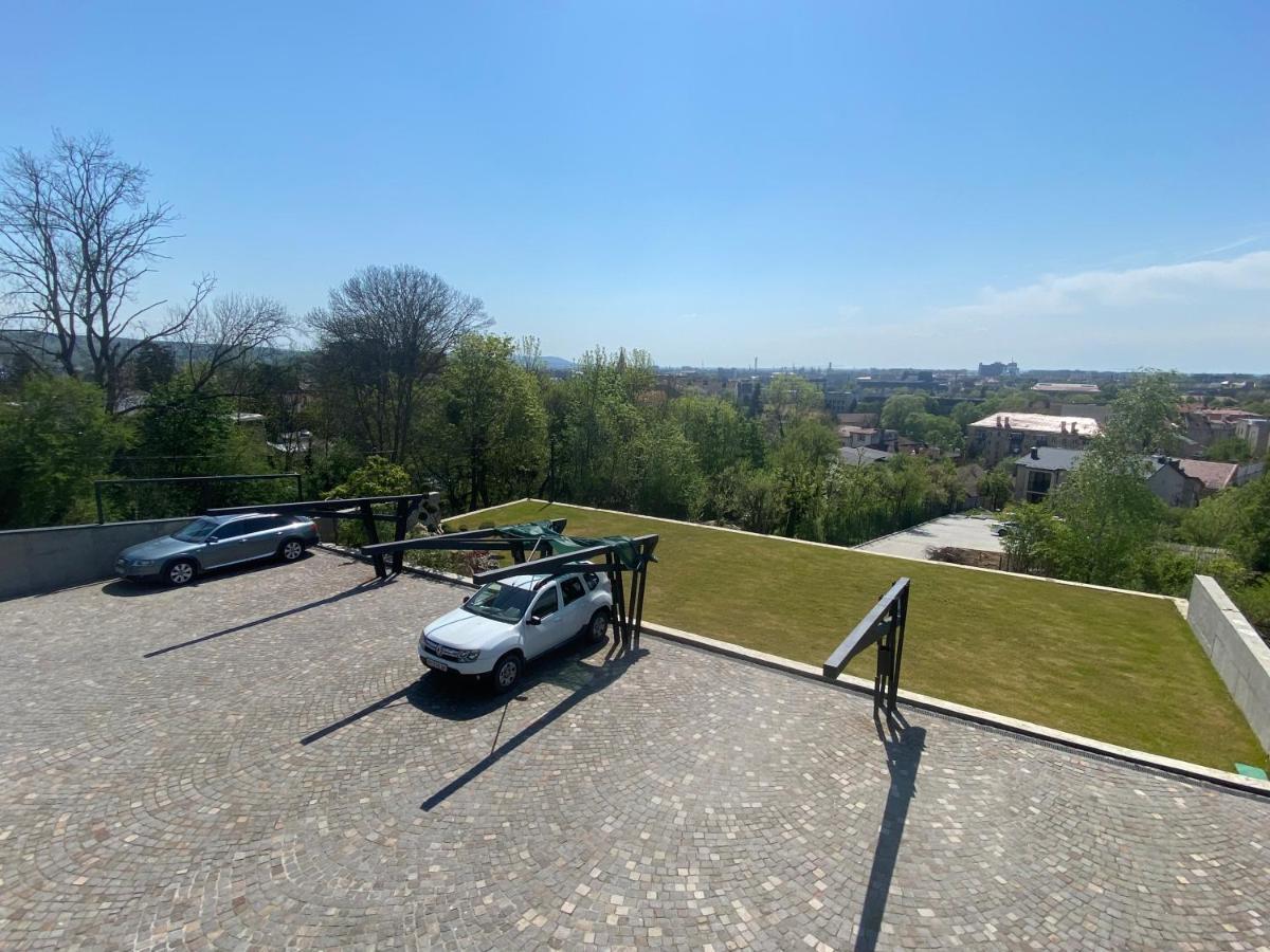 Панорамні Апартаменти Ujhorod Exterior foto