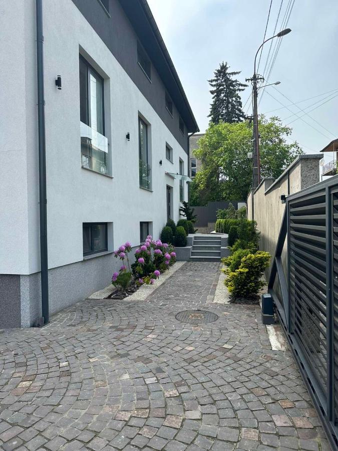 Панорамні Апартаменти Ujhorod Exterior foto